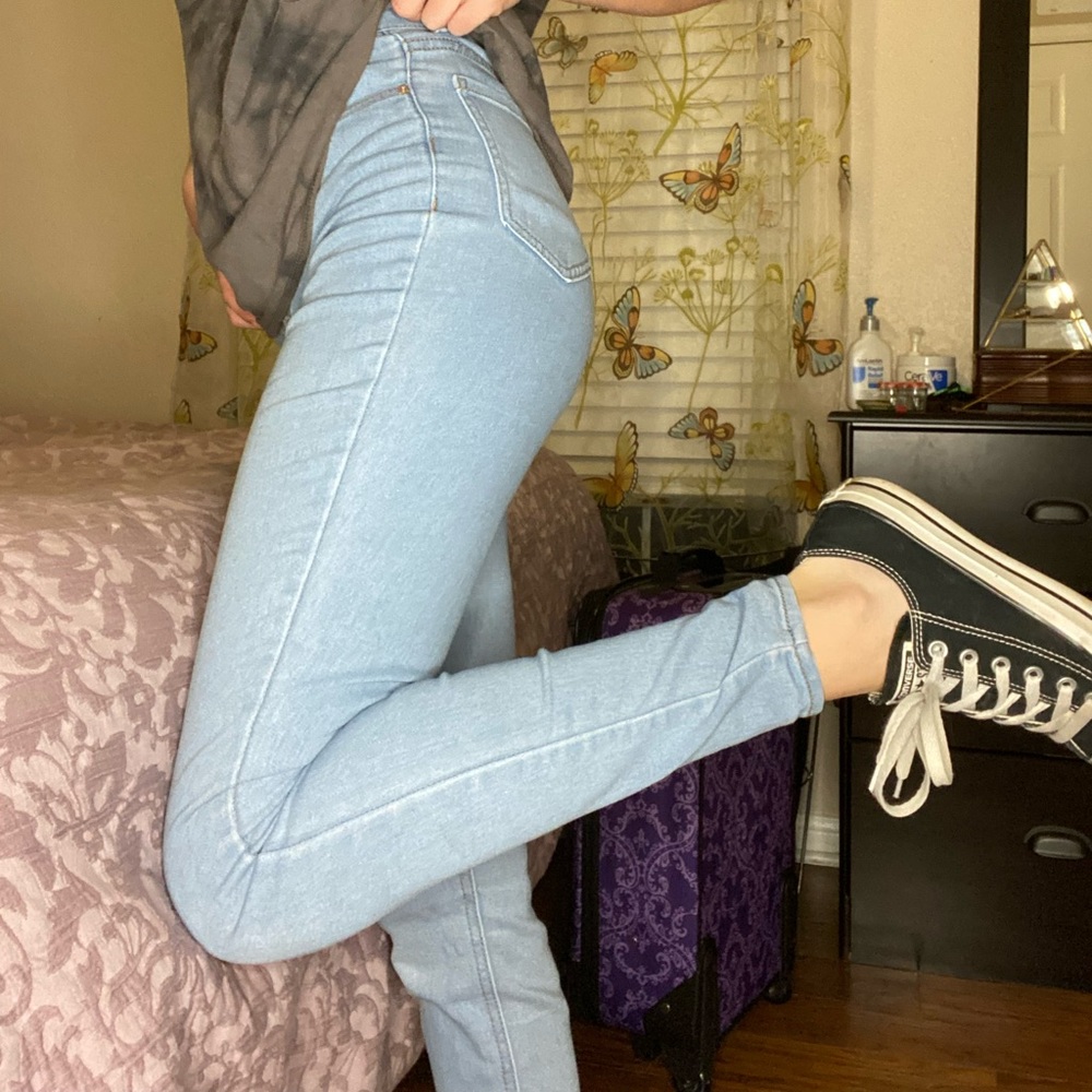 High Rise Skinny Jeans - Picture 2 of 3